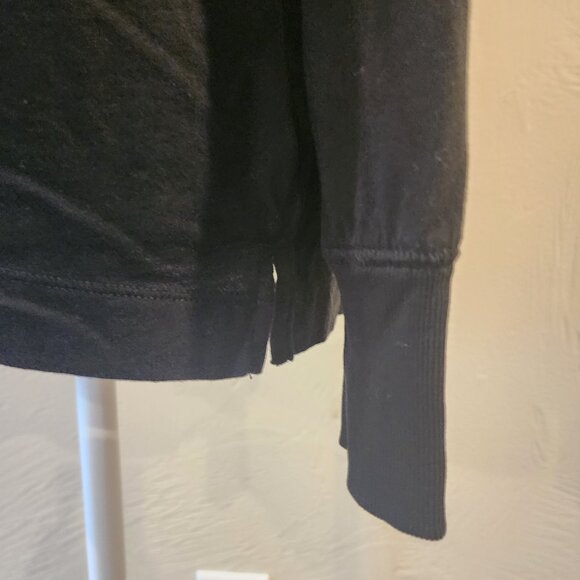 Lou & Grey Basic Long Sleeve - Picture 6 of 6